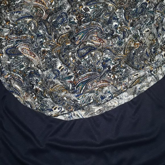 Paisley Women's Short Sleeve Top Size Med, Large - Picture 2 of 2